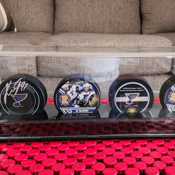 Hockey Puck - Picture 1 of 6